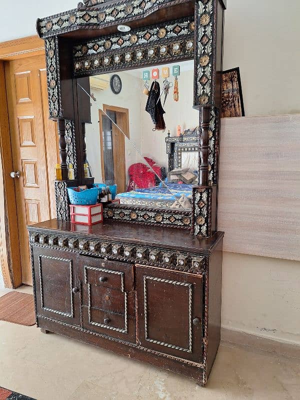dressing table for sale 0