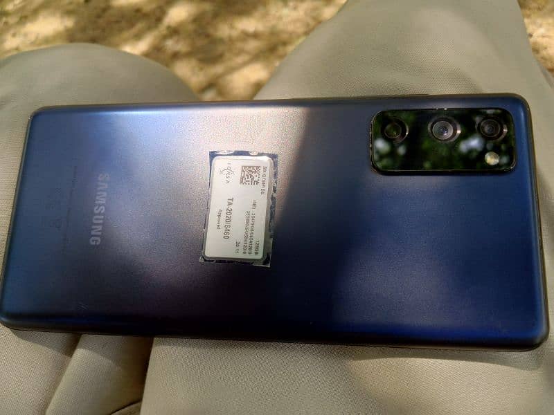 Samsung Galaxy s20fe 6ram128gb 10by10good battery timing 7