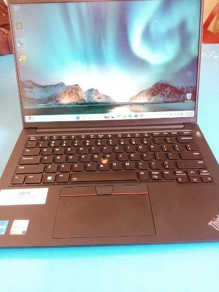 Lenovo ThinkPad E14 Gen 5 – 13th Gen i5 | 16GB Intel Iris Xe Graphics 0
