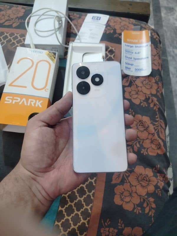 Tecno spark 20c 4+4gb ram 128gb 0