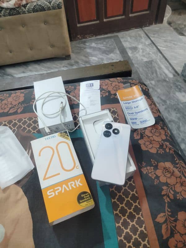 Tecno spark 20c 4+4gb ram 128gb 6