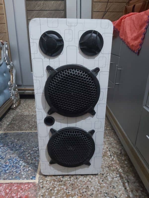 8 Inch  double speakers for sale with amplifier 0
