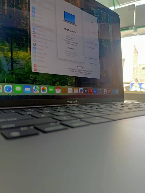 Macbook M1 pro. 2020 4