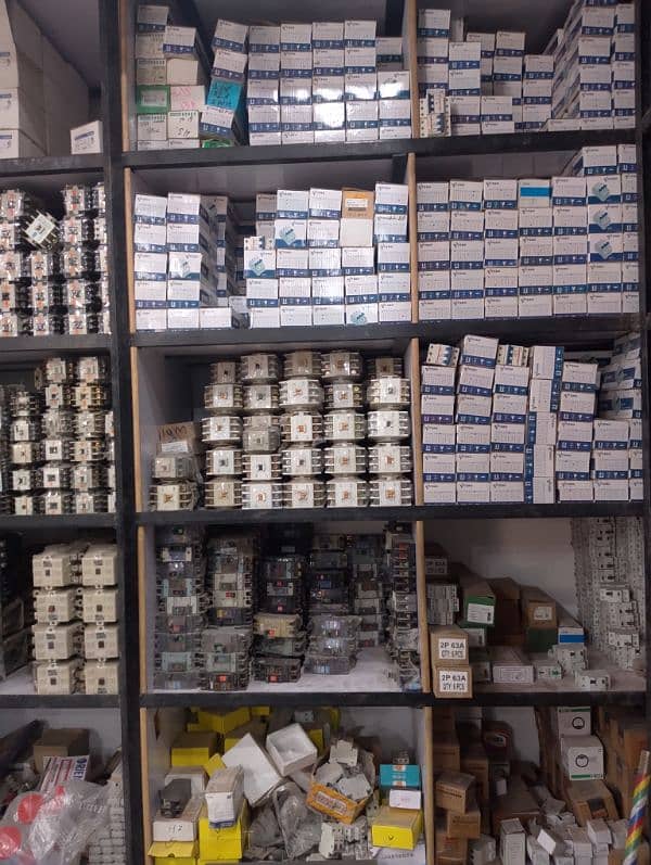 hmary pas hr trhan ke electric cable local and imported breakers 3