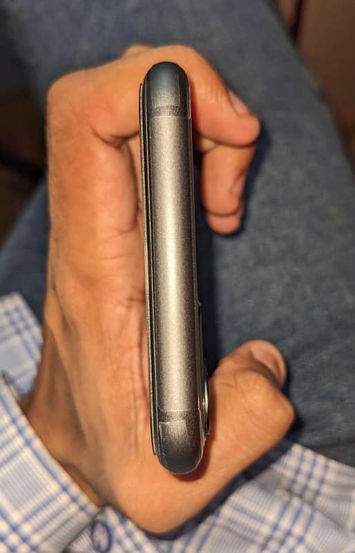 IPHONE 11 64GB FU 8