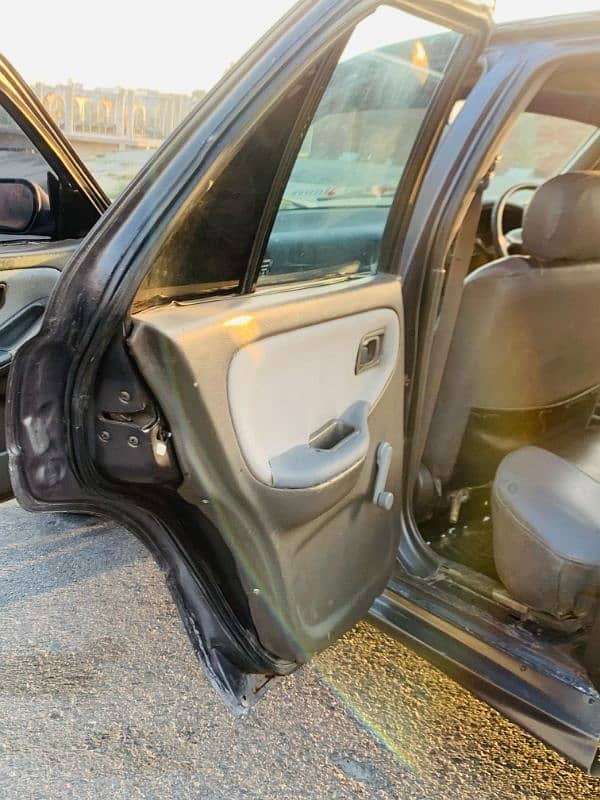Nissan Sunny 1991 7