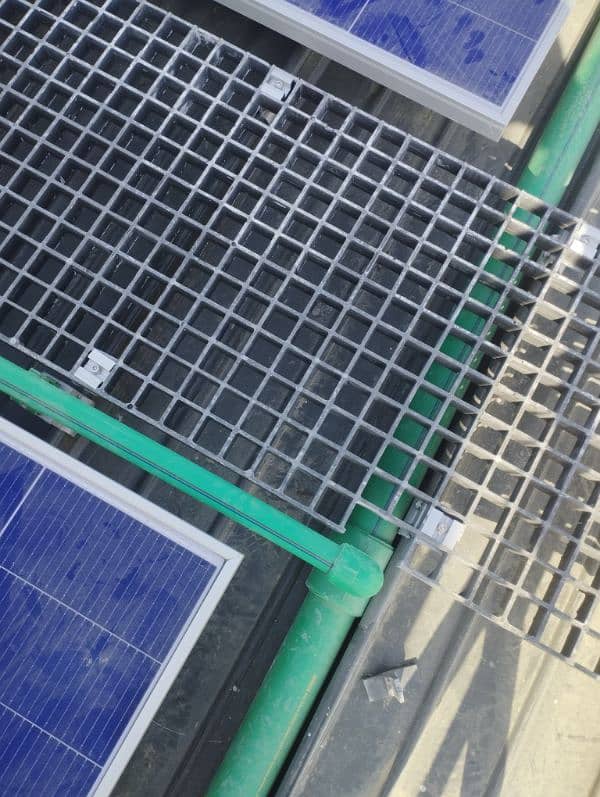 Fiberglass Gratings | FRP Solar Walkways | Fiberglass Walkways 2