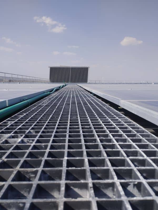 Fiberglass Gratings | FRP Solar Walkways | Fiberglass Walkways 6