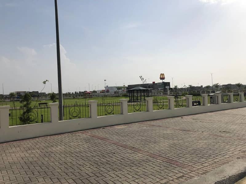 DHA PHASE 7 BLOCK Q 1 KANAL PLOT HOT LOCATION 70 FT ROAD 4