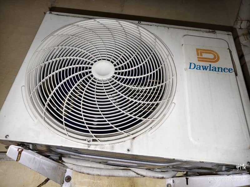 Best inverter hot and cool chrome inverter 1.5 ton 12