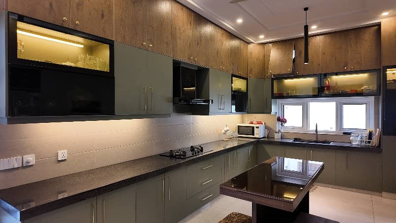 Immaculate Corner 24 Marla House Near To Park With Super Solid Construction Lift And Hybrid Solar System Situated At The Auspicious Location Of L Block Phase 6 DHA Lahore 17