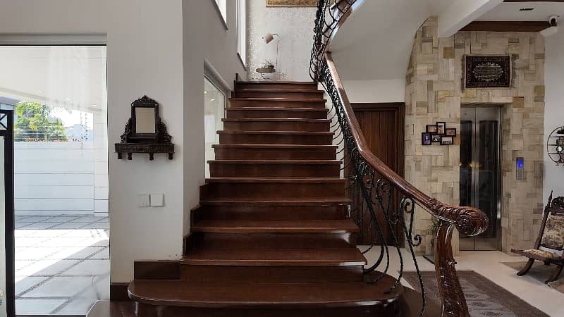 Immaculate Corner 24 Marla House Near To Park With Super Solid Construction Lift And Hybrid Solar System Situated At The Auspicious Location Of L Block Phase 6 DHA Lahore 28