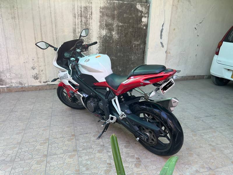 Benelli 302 R 2018 1