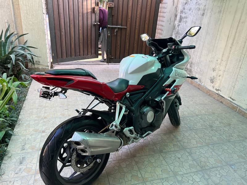 Benelli 302 R 2018 2