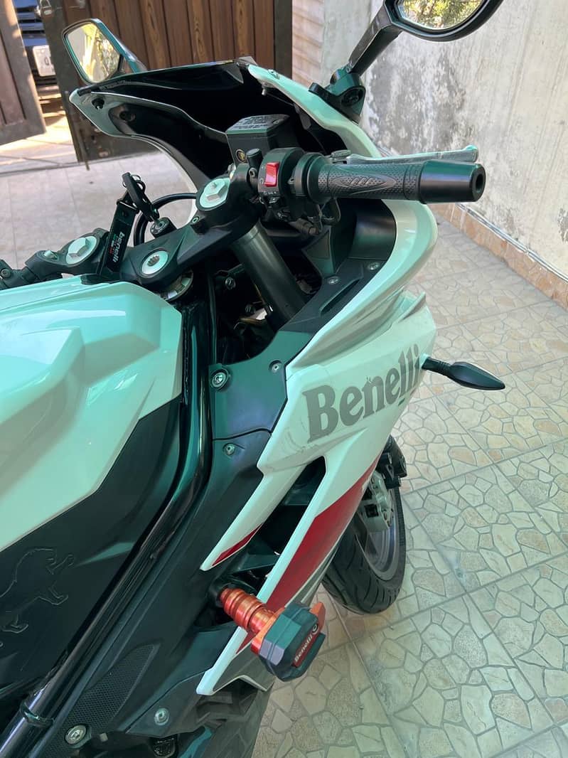 Benelli 302 R 2018 3