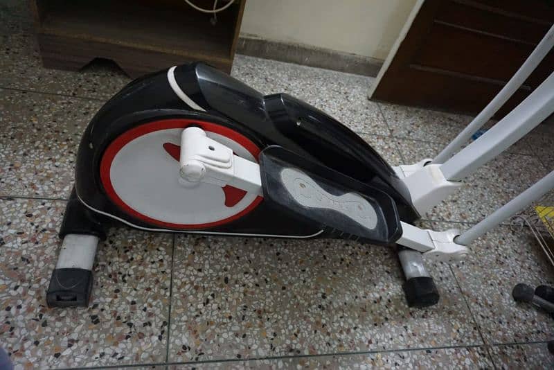 Apollo Elliptical Trainer 2