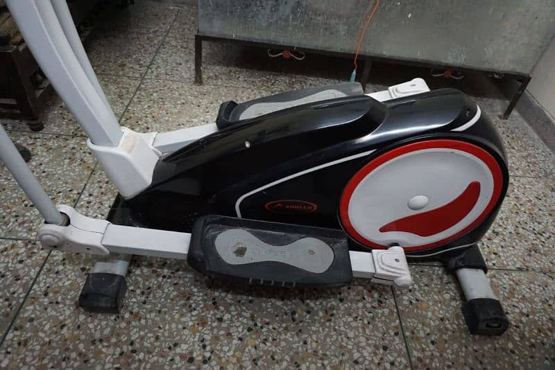 Apollo Elliptical Trainer 0