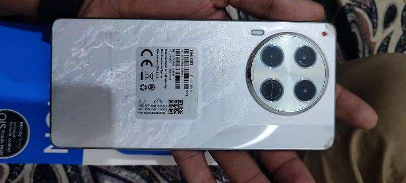 tecono camon 30 full box R's. 48000 2