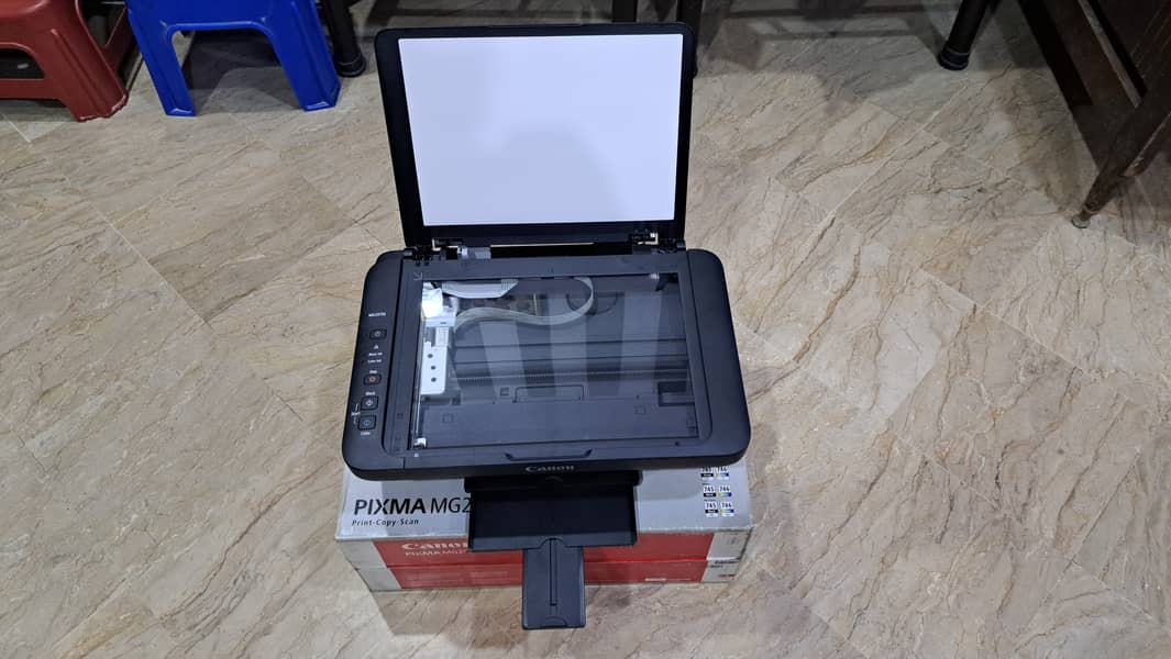 Canon PIXMA MG2570s - 3 in 1 Color Printer Photocopier-Printer&Scanner 1