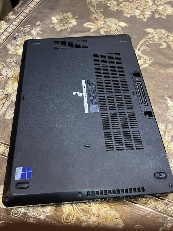 Dell E5470 (Core i5-6200U, 6th Generation, 8GB Ram, 256GB SSD Hard) 3