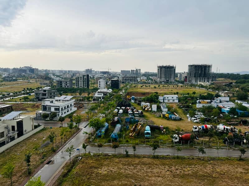 5 Marla Good Location Plot For Sale 2