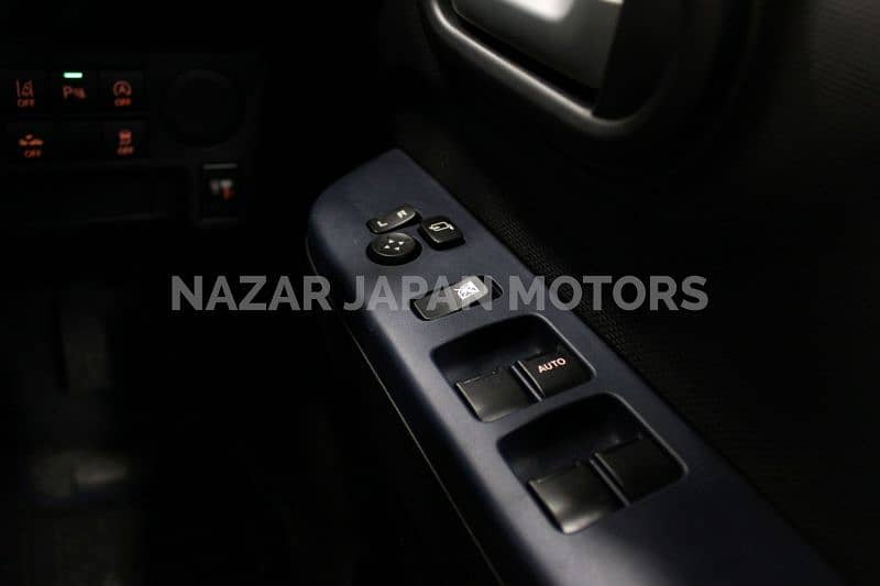 Suzuki Alto S Hybrid - Model 2022 - 5 Grade Auction 13