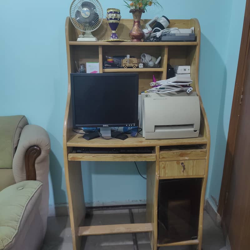 Computer trolley 0