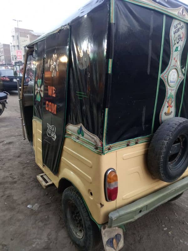 Sazgar Auto CnG RikshaW 4
