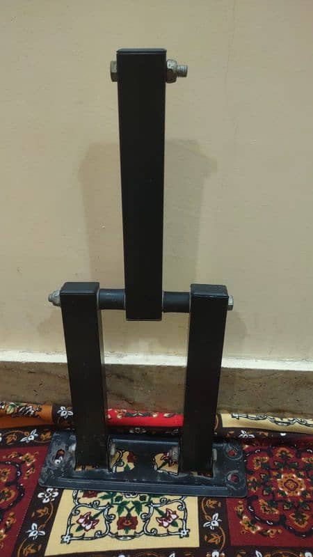 simple and easy led monitor wall hanging stand 2
