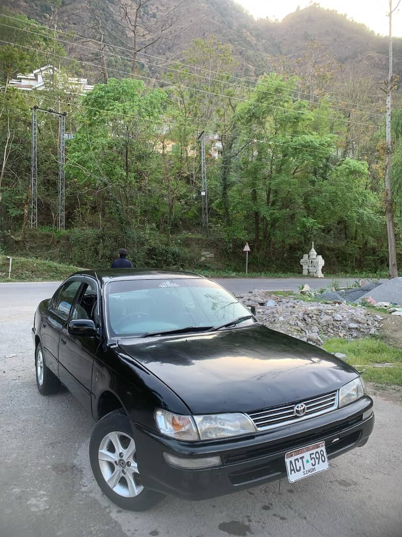 Toyota Corolla 20D 2000 model 5
