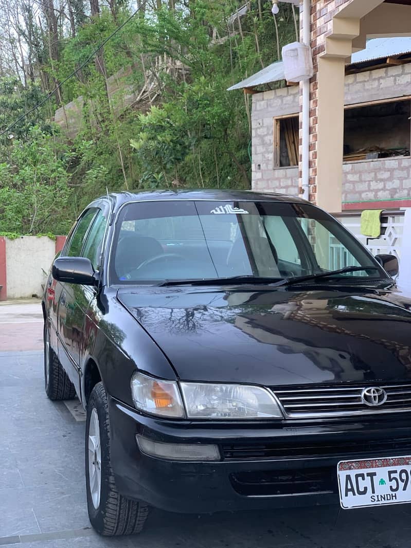 Toyota Corolla 20D 2000 model 10