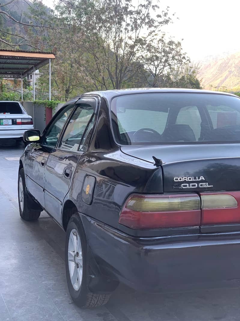 Toyota Corolla 20D 2000 model 13