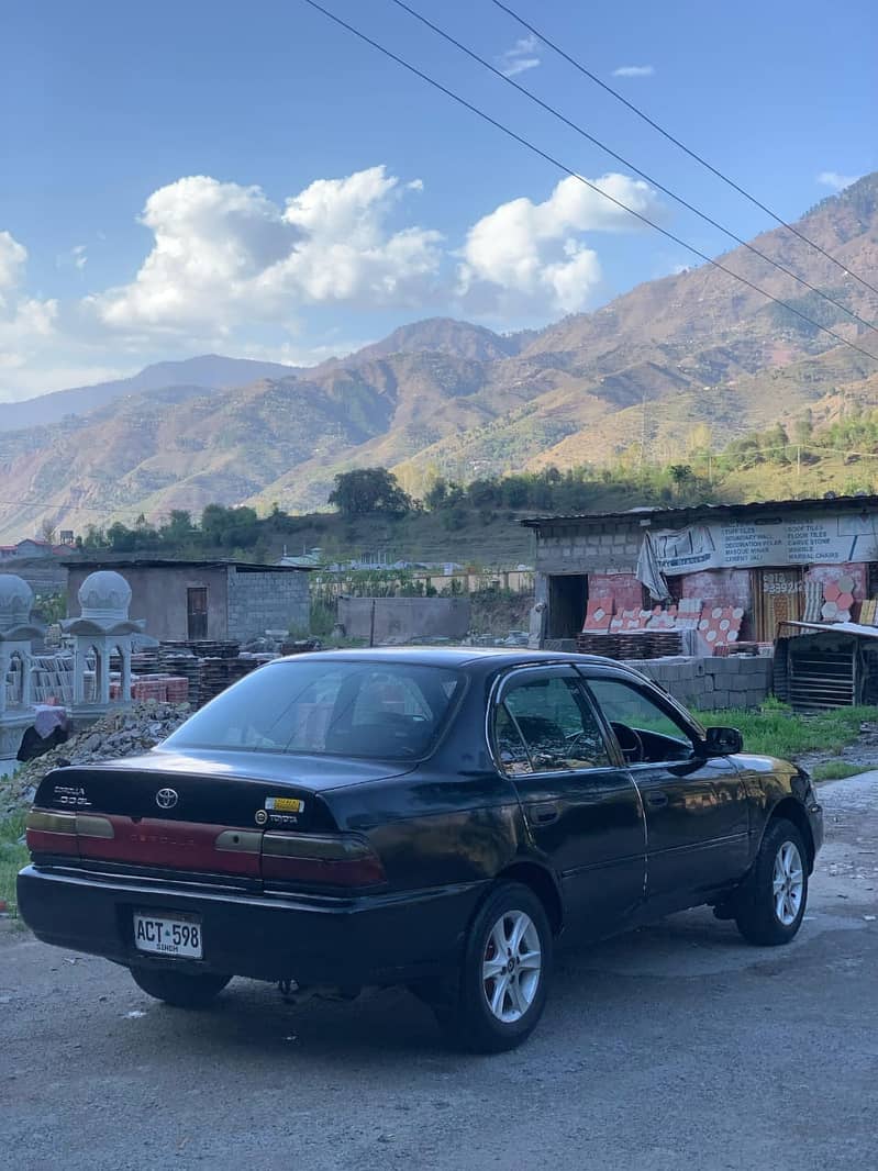 Toyota Corolla 20D 2000 model 14