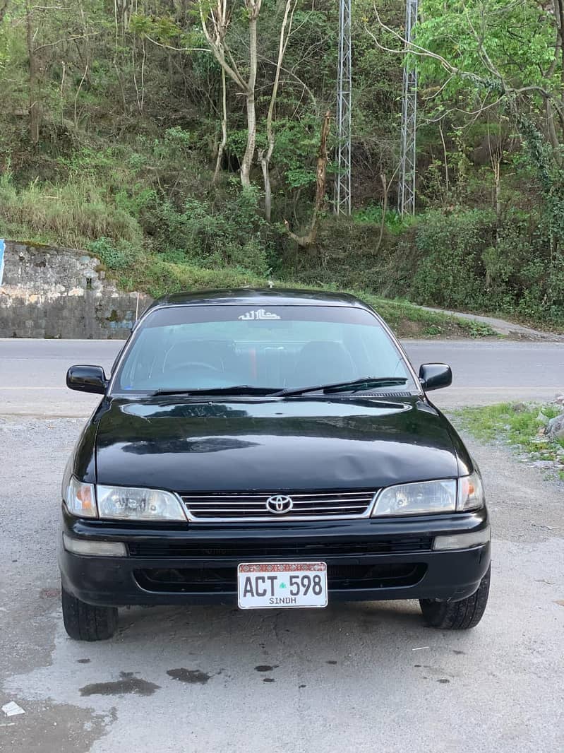 Toyota Corolla 20D 2000 model 16
