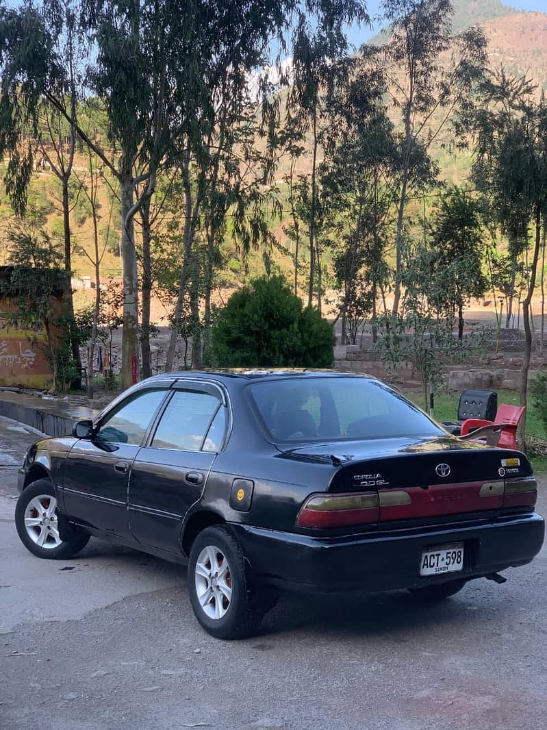 Toyota Corolla 20D 2000 model 17