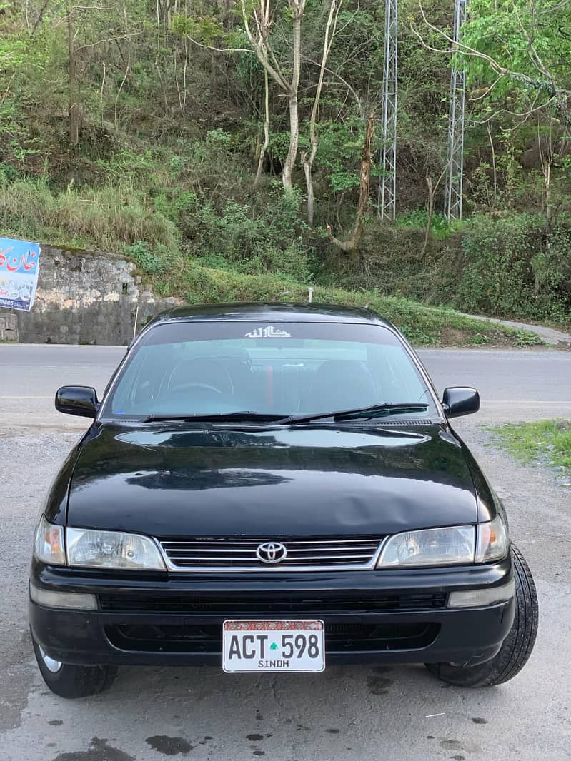 Toyota Corolla 20D 2000 model 18