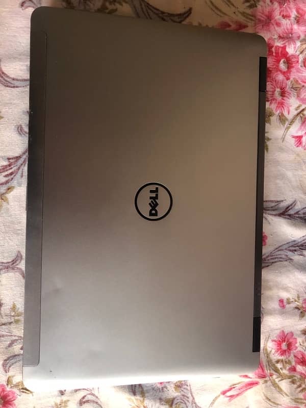 Dell LATITUDE E6540 4