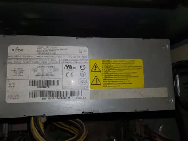 Fujitsu computer 4