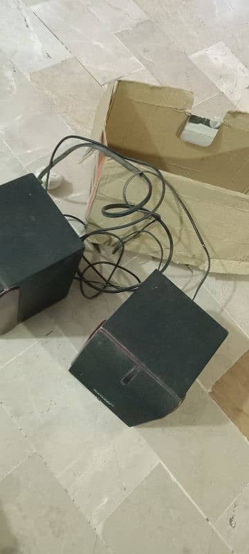 Xpod speaker 4