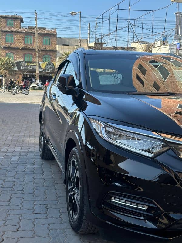Honda Vezel 2024 1