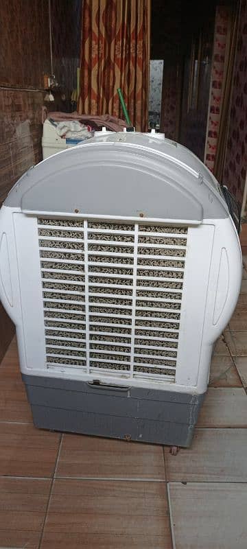 aik cooler 10/10 condition 3