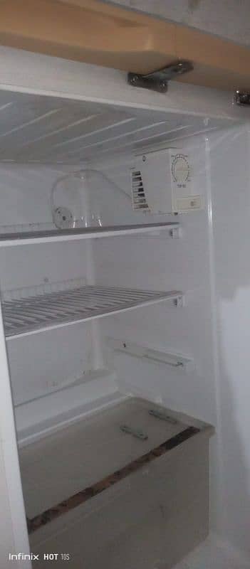 Refrigerator 4