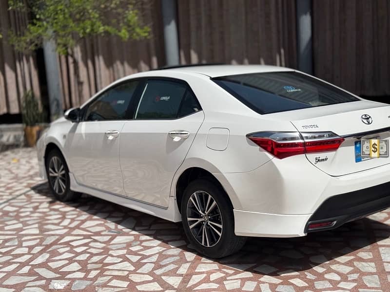 Toyota Altis Grande 2022 2