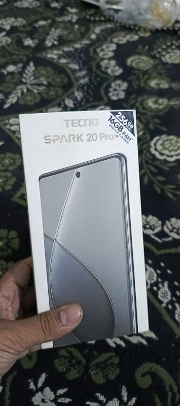 Tecno Spark 20 pro plus 7