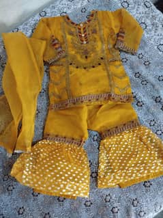 Ready mate dress