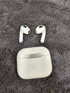 Apple Aripods 3 Jenman 10 by 9 condition
