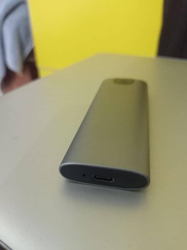 High speed 1000mb/sec Transfer rate 512gb nvme portable drive 0