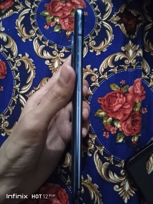 One plus 7t  non pta 3