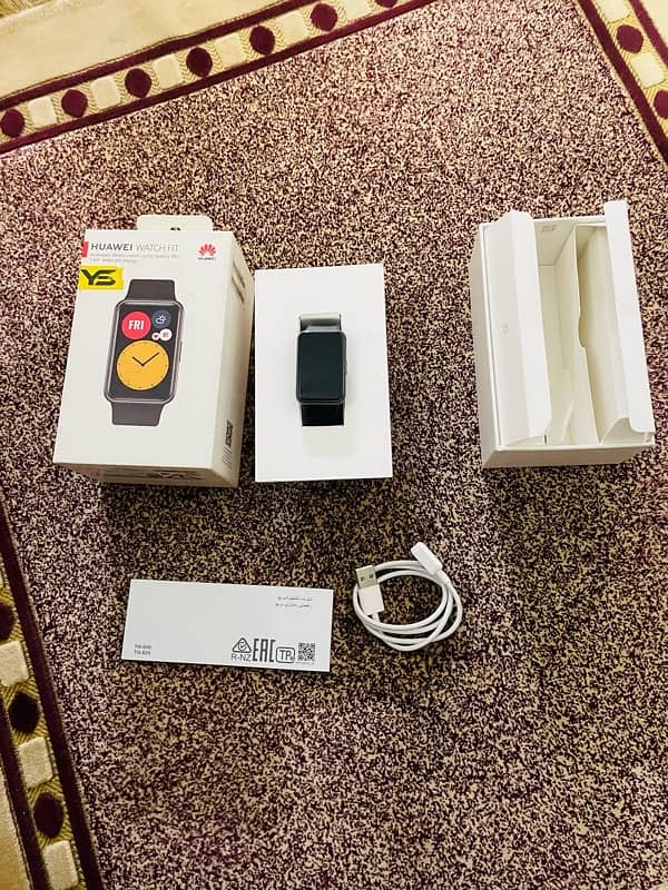Huawei watch fit-73F urgent sale full accessories 5