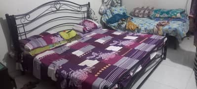 Iron wrought bed